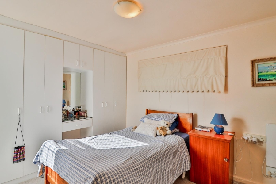 4 Bedroom Property for Sale in De Kelders Western Cape